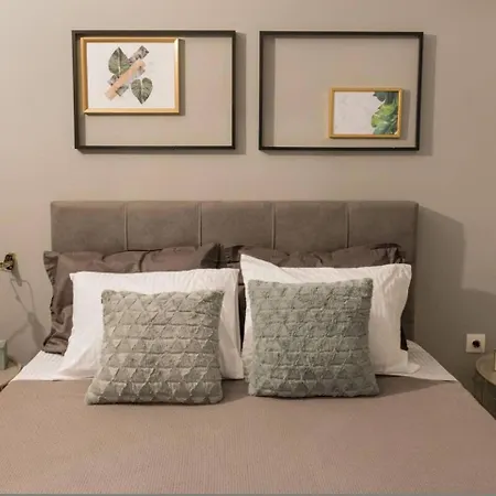 Wsd Railway Boutique Stylish 2bd With View Balcony Near Attik Merto Apartment